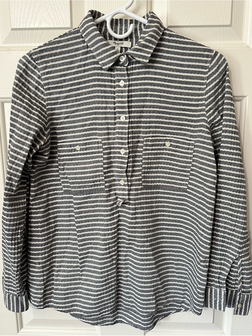 Madewell Womens Gray/White Striped Collared Long Sleeve Button-Down, Pockets S